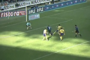 外星人！网友晒大罗过人合辑：包夹人数越多大罗越如鱼得水😱